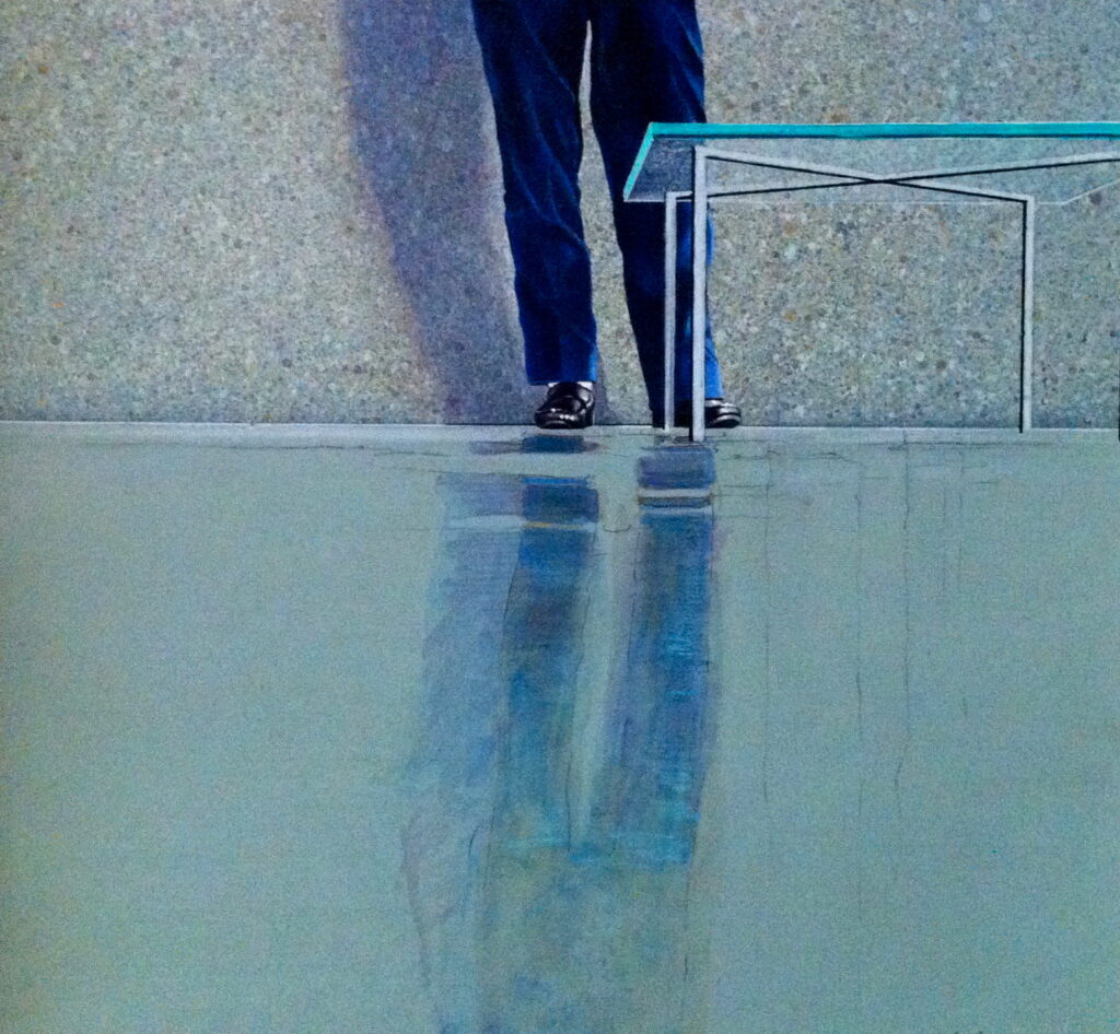 Zelfportret met Mies van der Rohe tafel